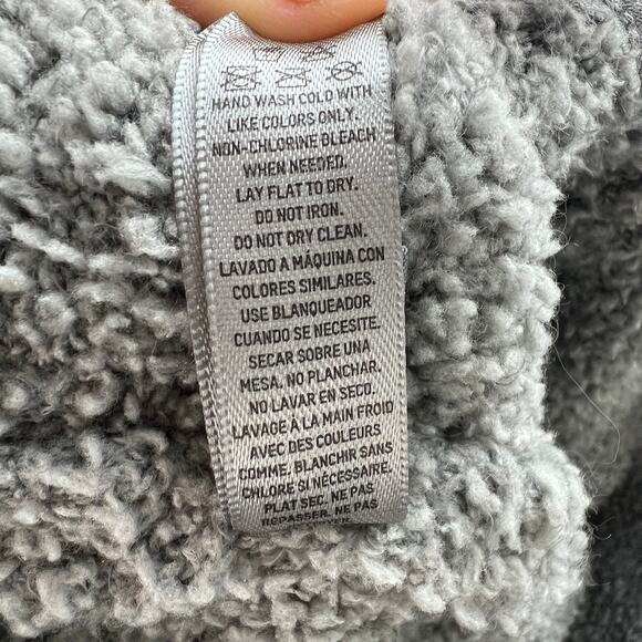 SKIMS Gray Sweatshirt Fuzzy Sherpa Collared Snap-Button Size S/M Small/Medium - Picture 8 of 8